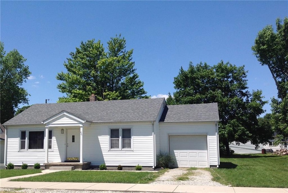 421 S Walnut St, Lapel, IN 46051 - photo 1