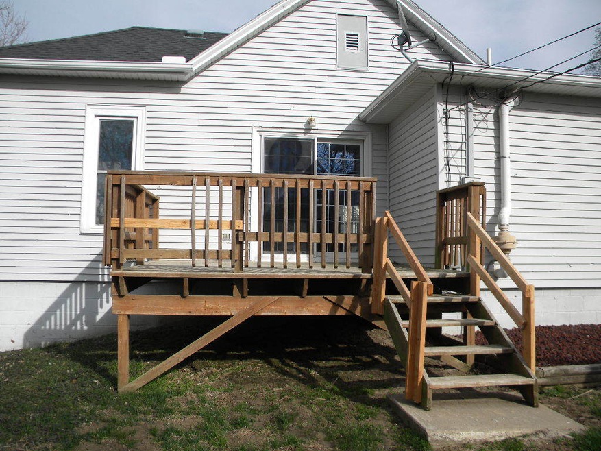 deck/rear view