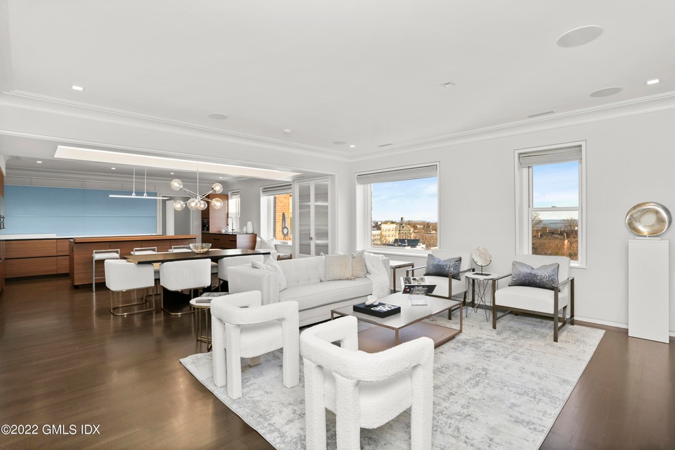 25 W Elm St unit 63, Greenwich, CT 06830 - photo 1