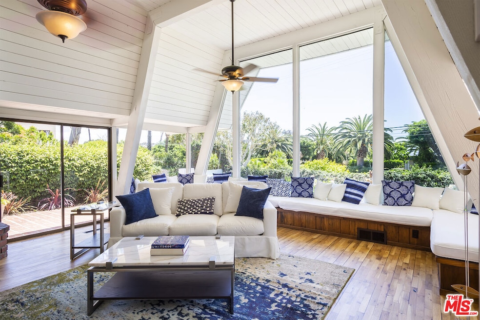 29151 Cliffside Dr, Malibu, CA 90265 - photo 1