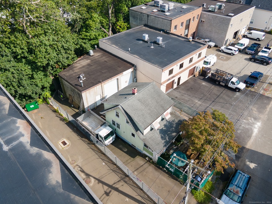 19 Ryan St, Stamford, CT 06907 - photo 1