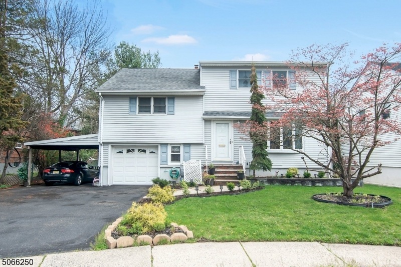 21 Hobart Ct, Rochelle Park, NJ 07662 - photo 1