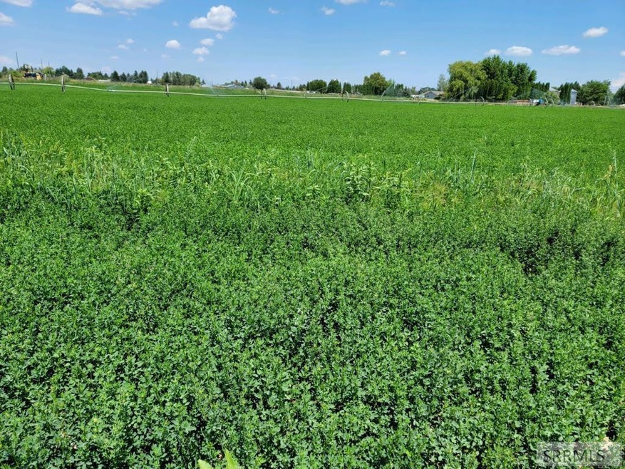 760 W 40 S, Blackfoot, ID 83221 - photo 1