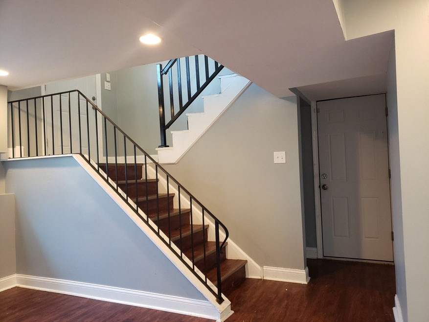 3553 Marseilles Ln, Hazel Crest, IL 60429 - photo 1