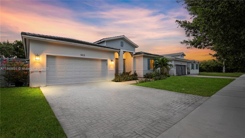 For Sale $580,000 • Co-Listing Agent