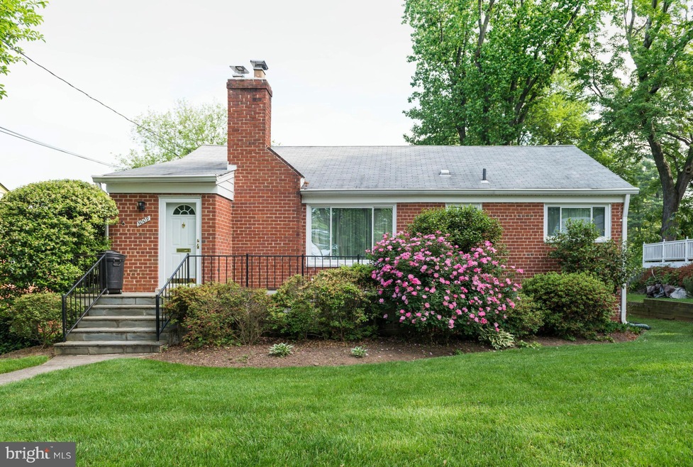 5009 Aurora Dr, Kensington, MD 20895 - photo 1