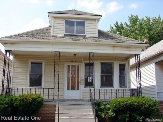 3875 Caely St, HamtraMcK, MI 48212 - photo 1