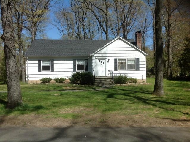 7 Possum Ln, Norwalk, CT 06854 - photo 1