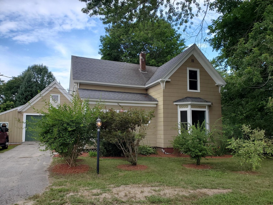 15 True St, Mechanic Falls, ME 04256 - photo 1