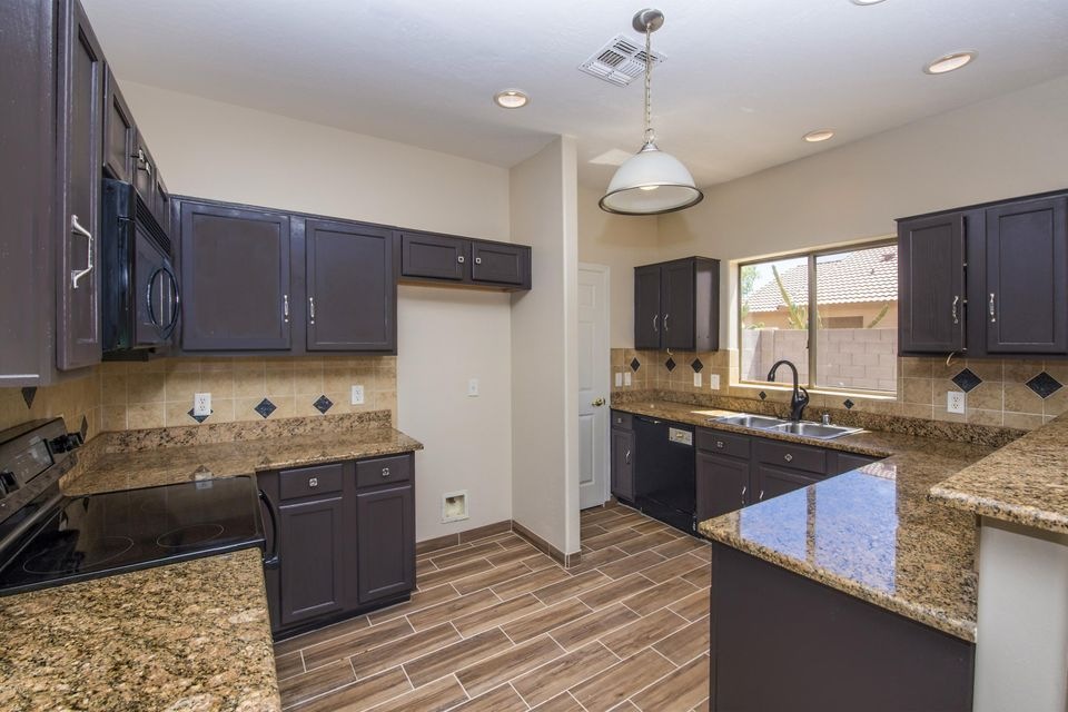 008_Updated Kitchen