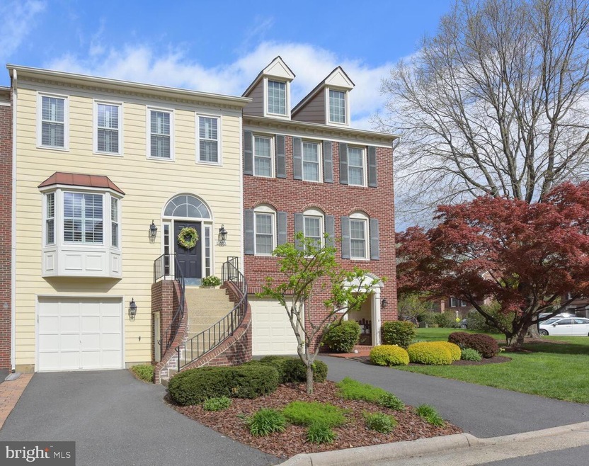 6835 Mclean Province Cir, Falls Church, VA 22043 - photo 1