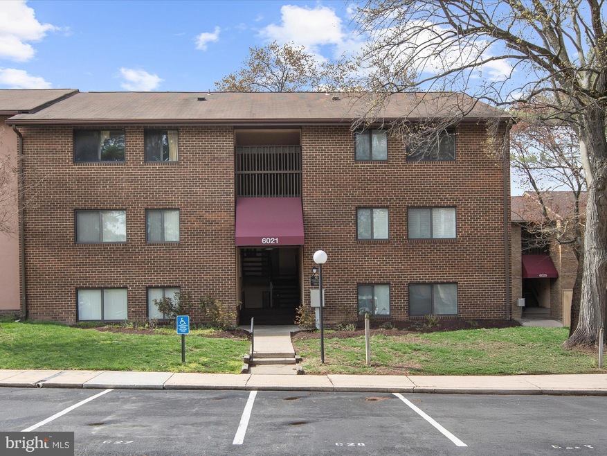 6021 Majors Ln unit 2, Columbia, MD 21045 - photo 1