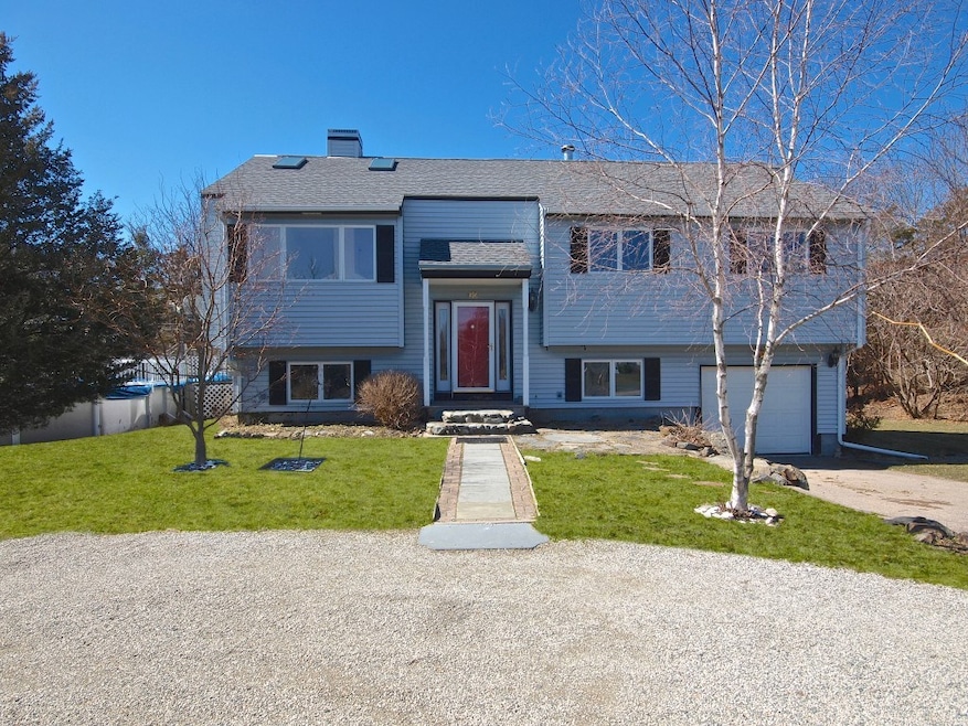 15 Top O' the Mark Dr, Jamestown, RI 02835 - photo 1