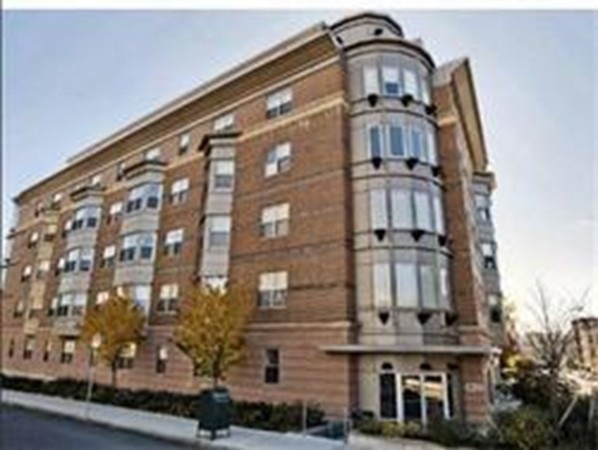 120 Mountfort St unit 507, Boston, MA 02215 - photo 1
