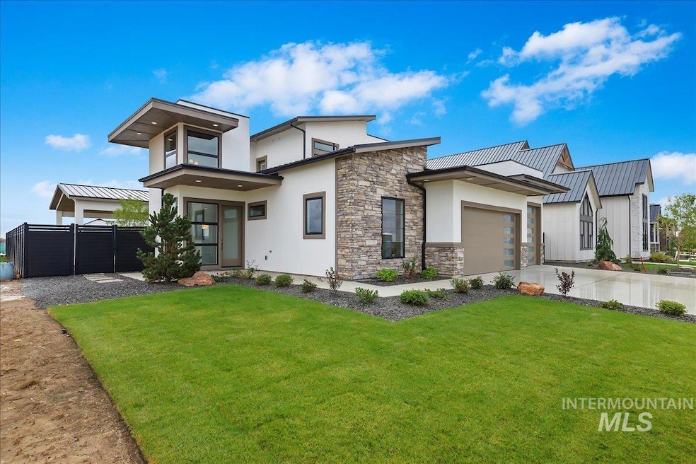 For Sale $1,200,000 • Co-Listing Agent