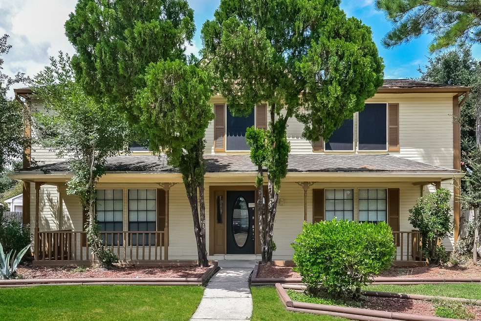 8319 Clover Gardens Dr, Houston, TX 77095 - photo 1