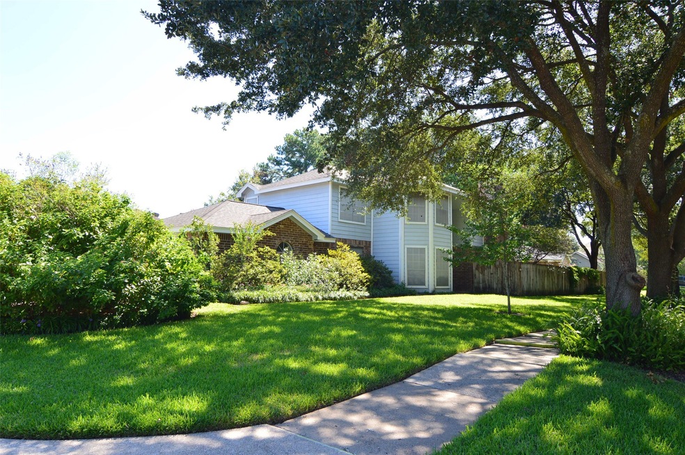 8602 Timbercraft Dr, Houston, TX 77095 - photo 1