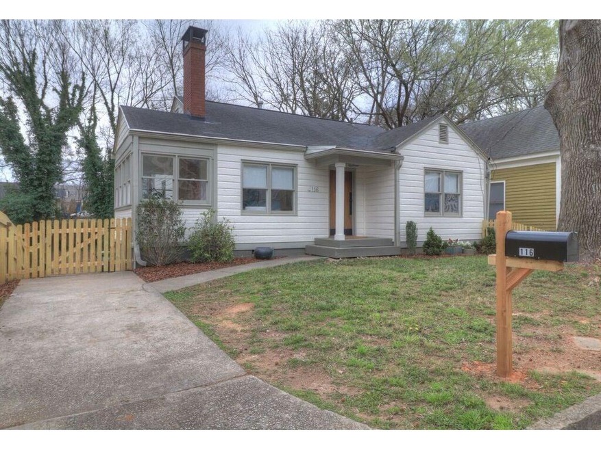 116 Vannoy Street is a beautifully renovated bunga