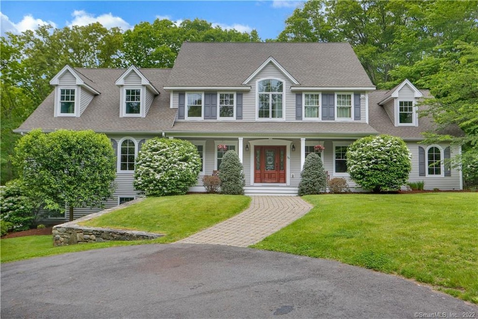 36 Aunt Pattys Ln W, Bethel, CT 06801 - photo 1