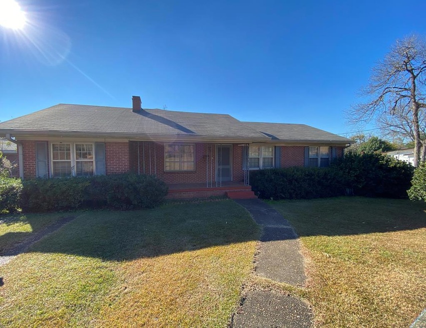 613 W Broad St, Eufaula, AL 36027 - photo 1