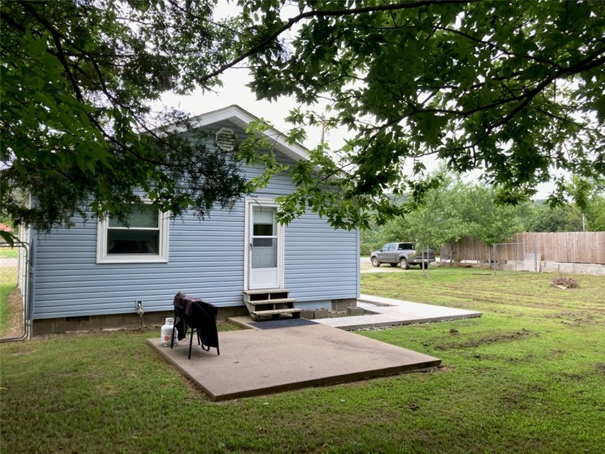 16750 S Highway 71, Winslow, AR 72959 - photo 1