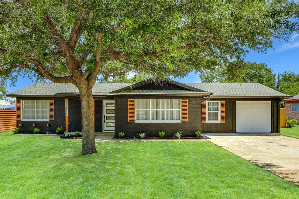 7916 Standley St, North Richland Hills, TX 76180 - photo 1