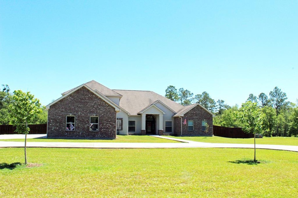 12244 E Pointe Dr, Picayune, MS 39466 - photo 1