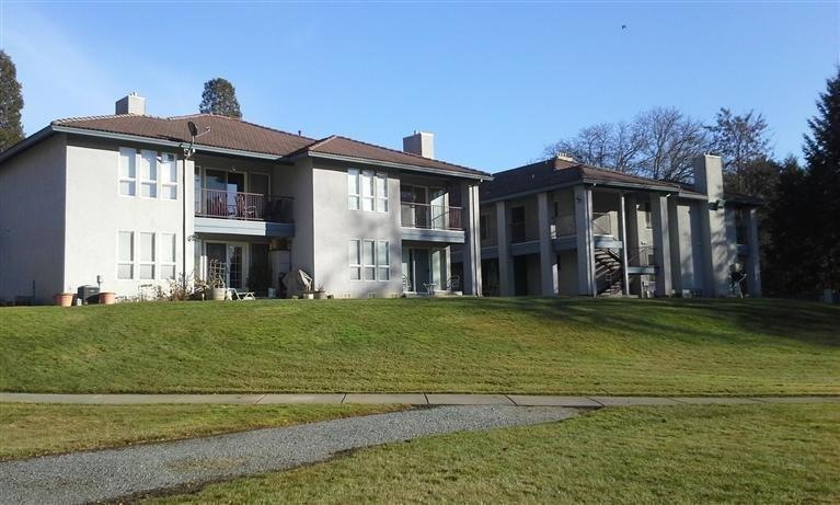 815 Pine St unit 9, Rogue River, OR 97537 - photo 1