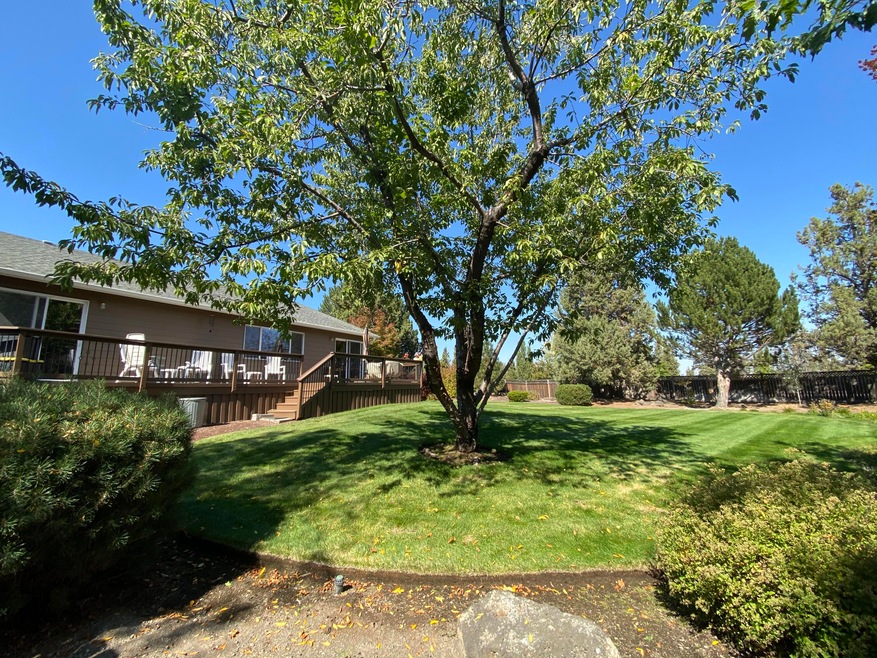 63062 Desert Sage St, Bend, OR 97701 - photo 1