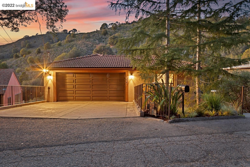 1027 Rispin Dr, Berkeley, CA 94705 - photo 1