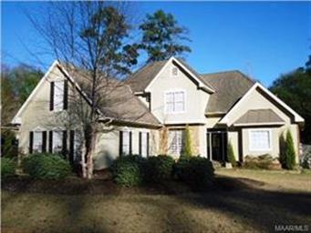 Welcome home to 153 Shady Oak Ln.!