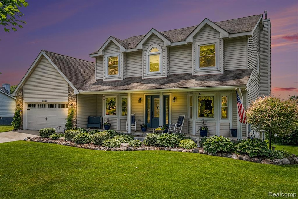 Great colonial in Howell