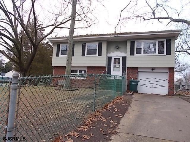 101 Lakewood Ct, Little Egg Harbor Township, NJ 08087 - photo 1