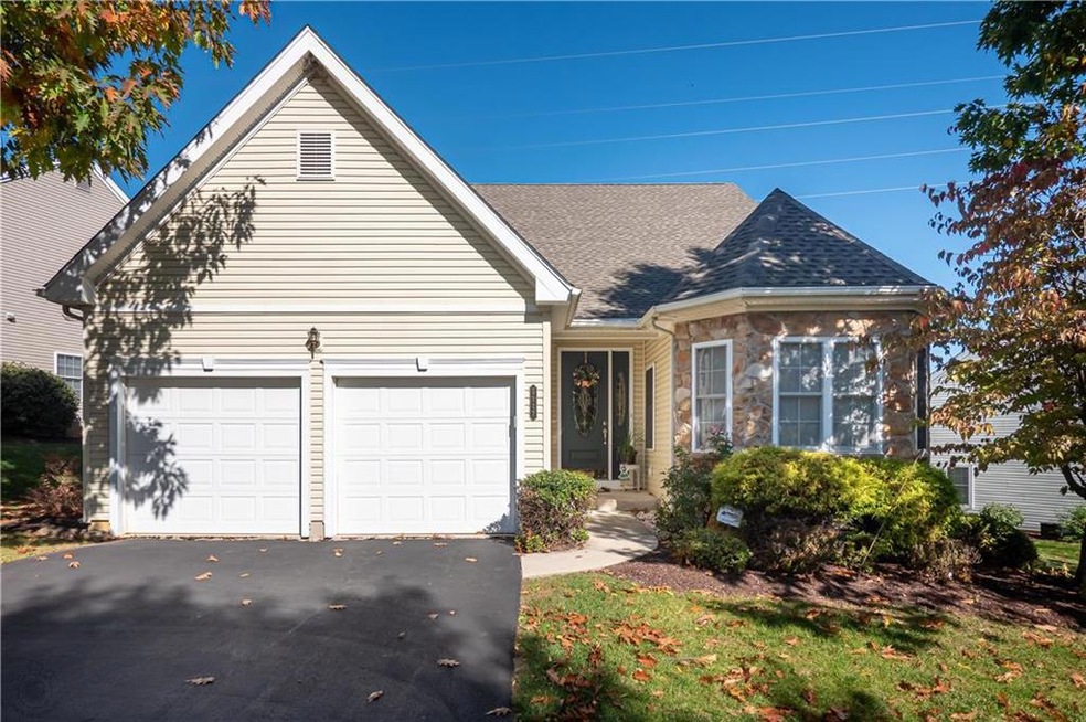 5117 Valley Stream Ln unit 55, Macungie, PA 18062 - photo 1