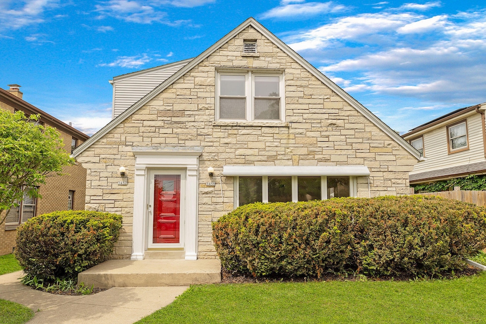 3457 N Dousman Street