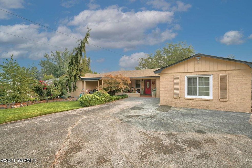 703 N 48th Ave, Yakima