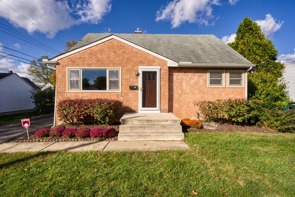 4311 Blythe Rd, Columbus, OH 43224 - photo 1