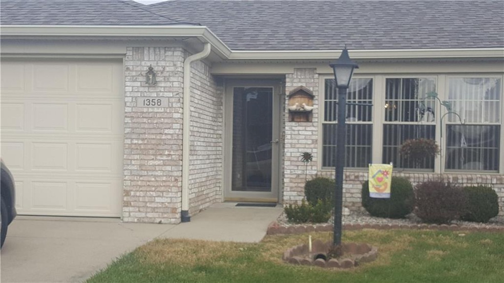 1358 Swan Dr, Franklin, IN 46131 - photo 1