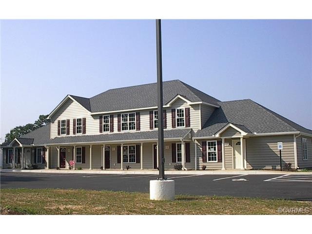 8096 N Henpeck Rd, Quinton, VA 23141 - photo 1