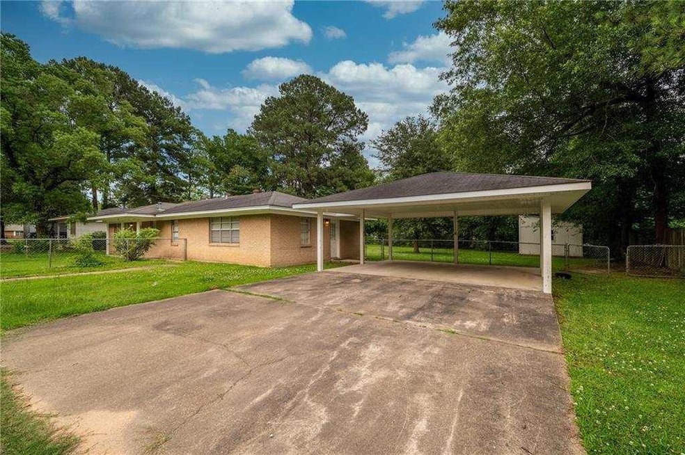 108 Allen St, Pineville, LA 71360 - photo 1