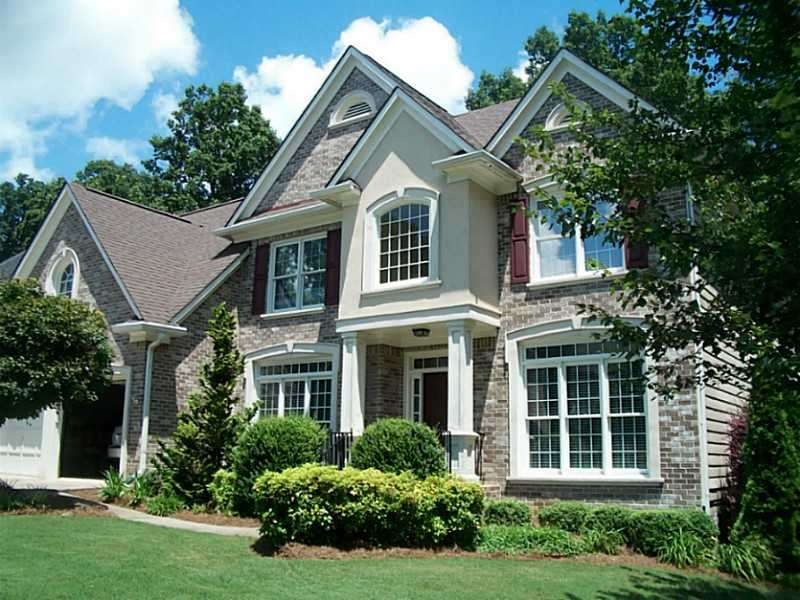 Exterior Front. Picture perfect curb appeal