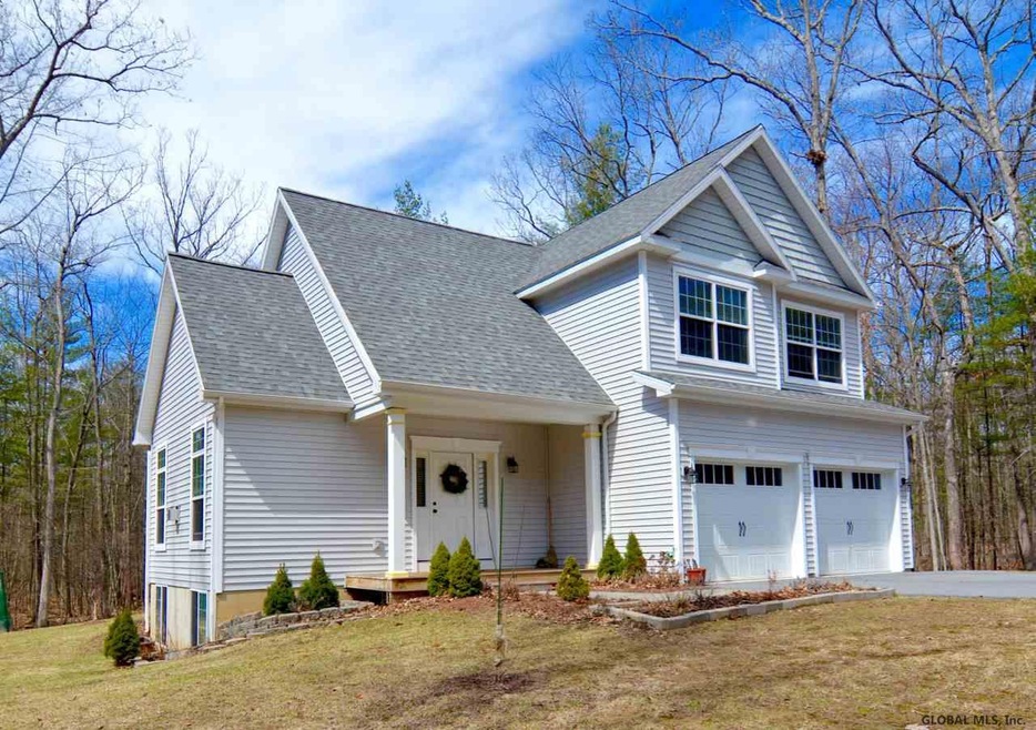 141 Ruggles Rd, Saratoga Springs, NY 12866 - photo 1