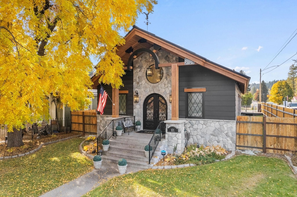 101 S Scott Ave, Newport, WA 99156 - photo 1