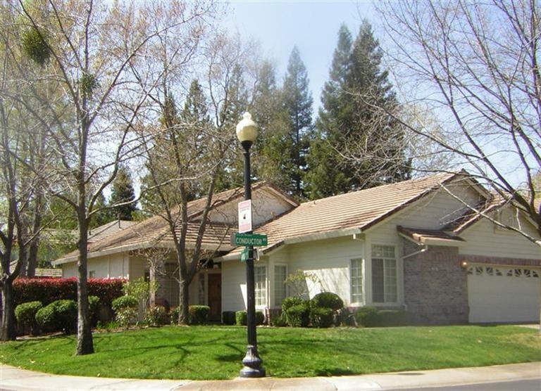 Lovely Corner lot