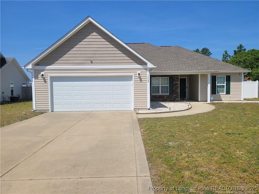 3608 Crosswinds Dr, Hope Mills, NC 28348 - photo 1