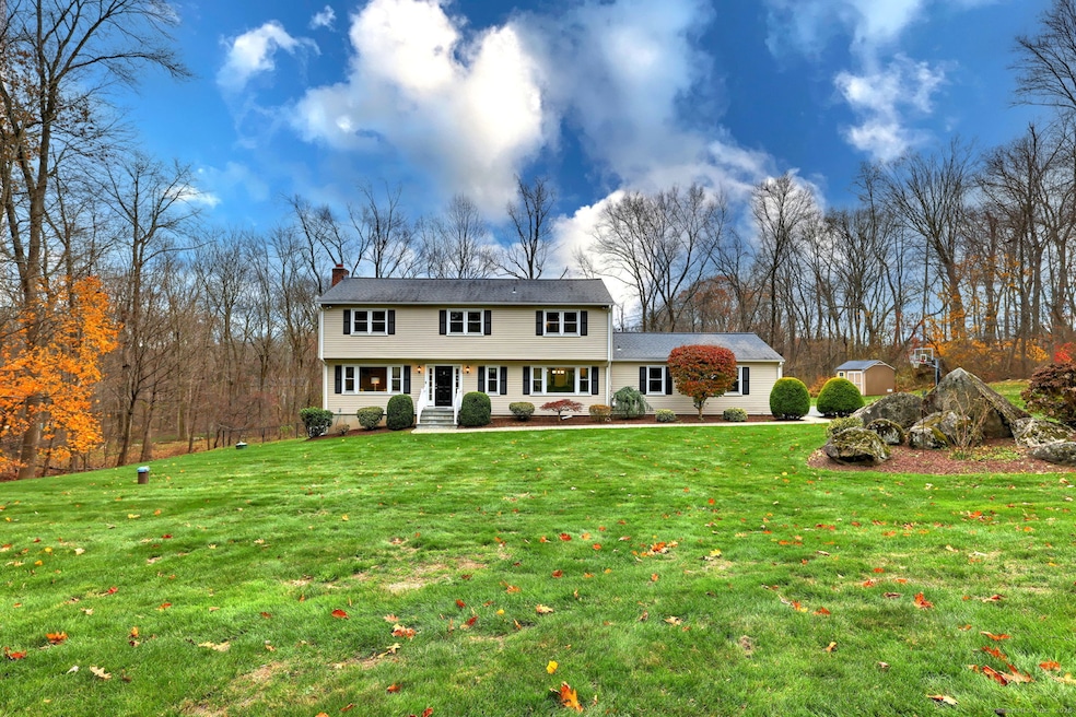 Coming Soon $849,900 • Co-Listing Agent