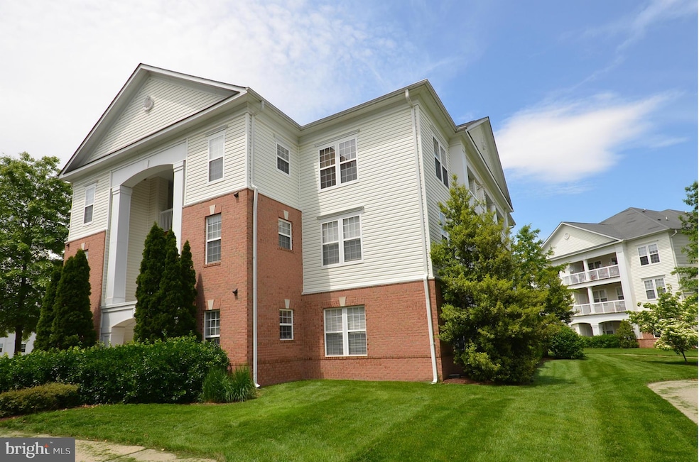 22611 Blue Elder Terrace unit 203, Ashburn, VA 20148 - photo 1