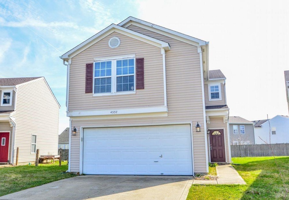 4537 Connaught Dr E, Plainfield, IN 46168 - photo 1