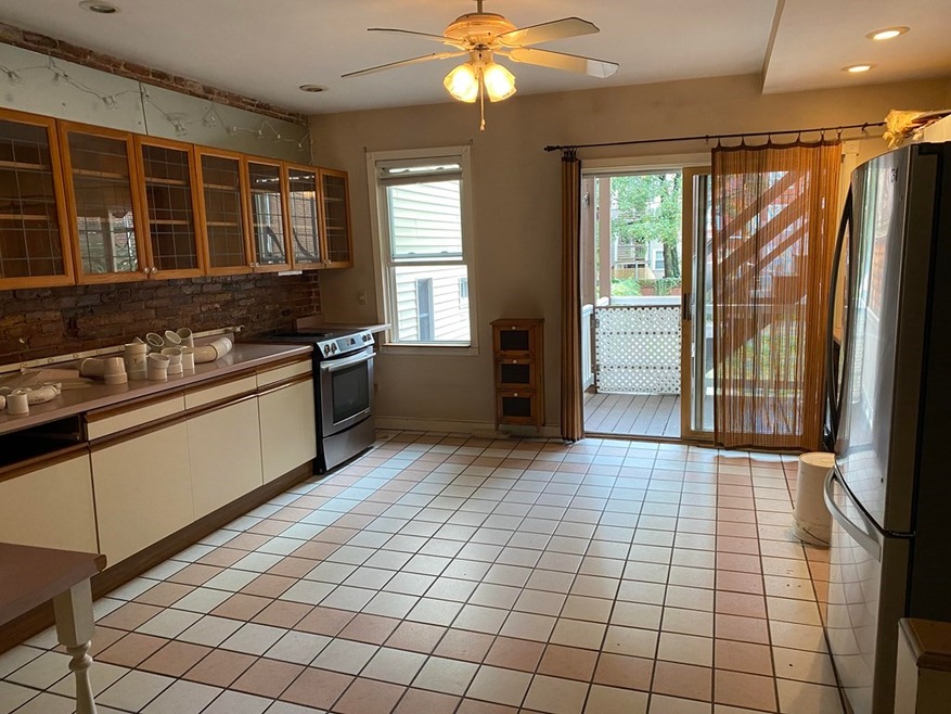 599 E 5th St unit 1, Boston, MA 02127 - photo 1