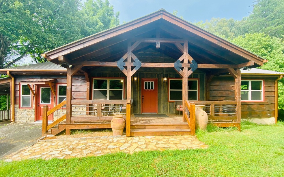 911 Marble City Rd, Mineral Bluff, GA 30559 - photo 1